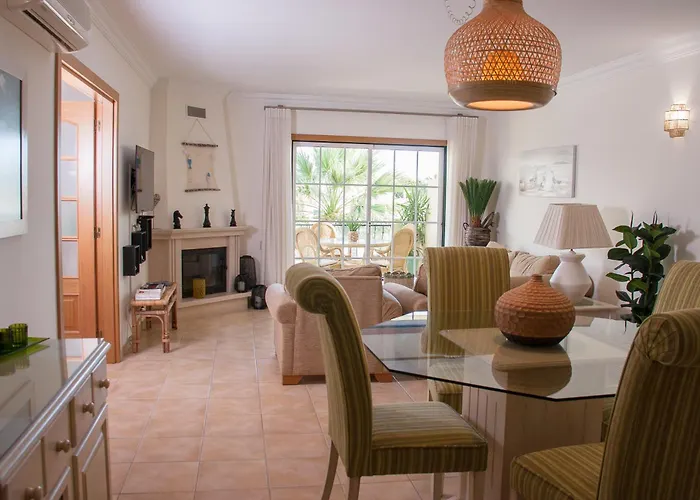 Rosal Margarida 公寓 *